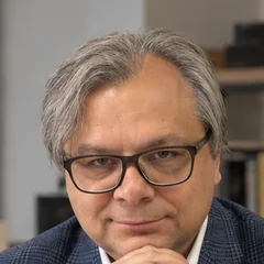 Чирва Сергей — сертифицированный тренер «Карта гипотез», Certified LeSS Practitioner
